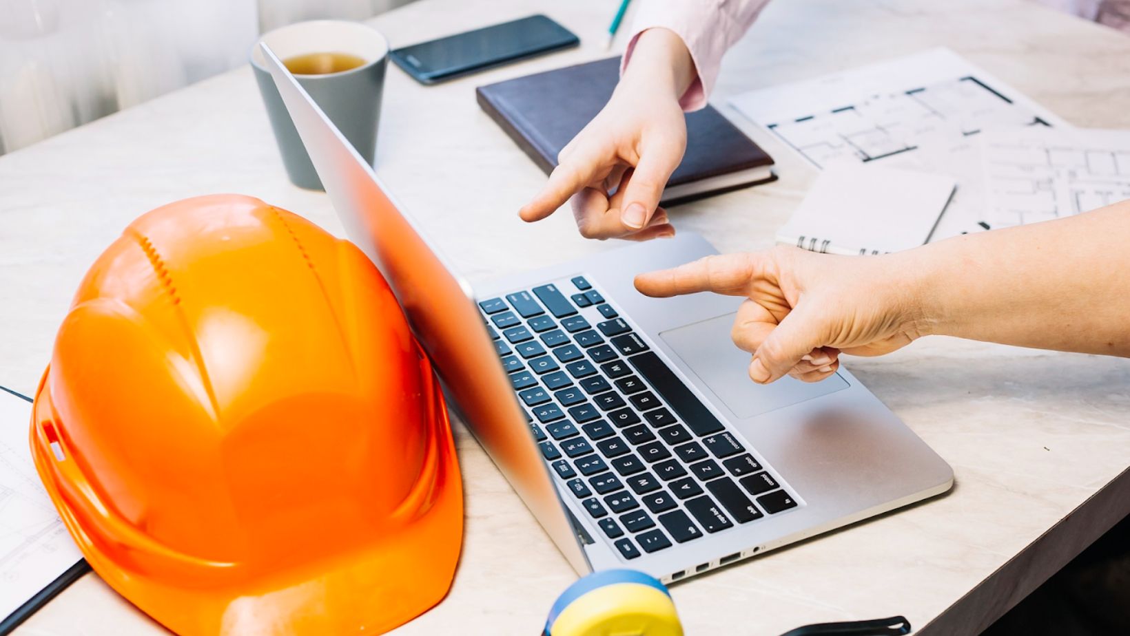 Gamification features in construction software development improving project efficiency and team engagement